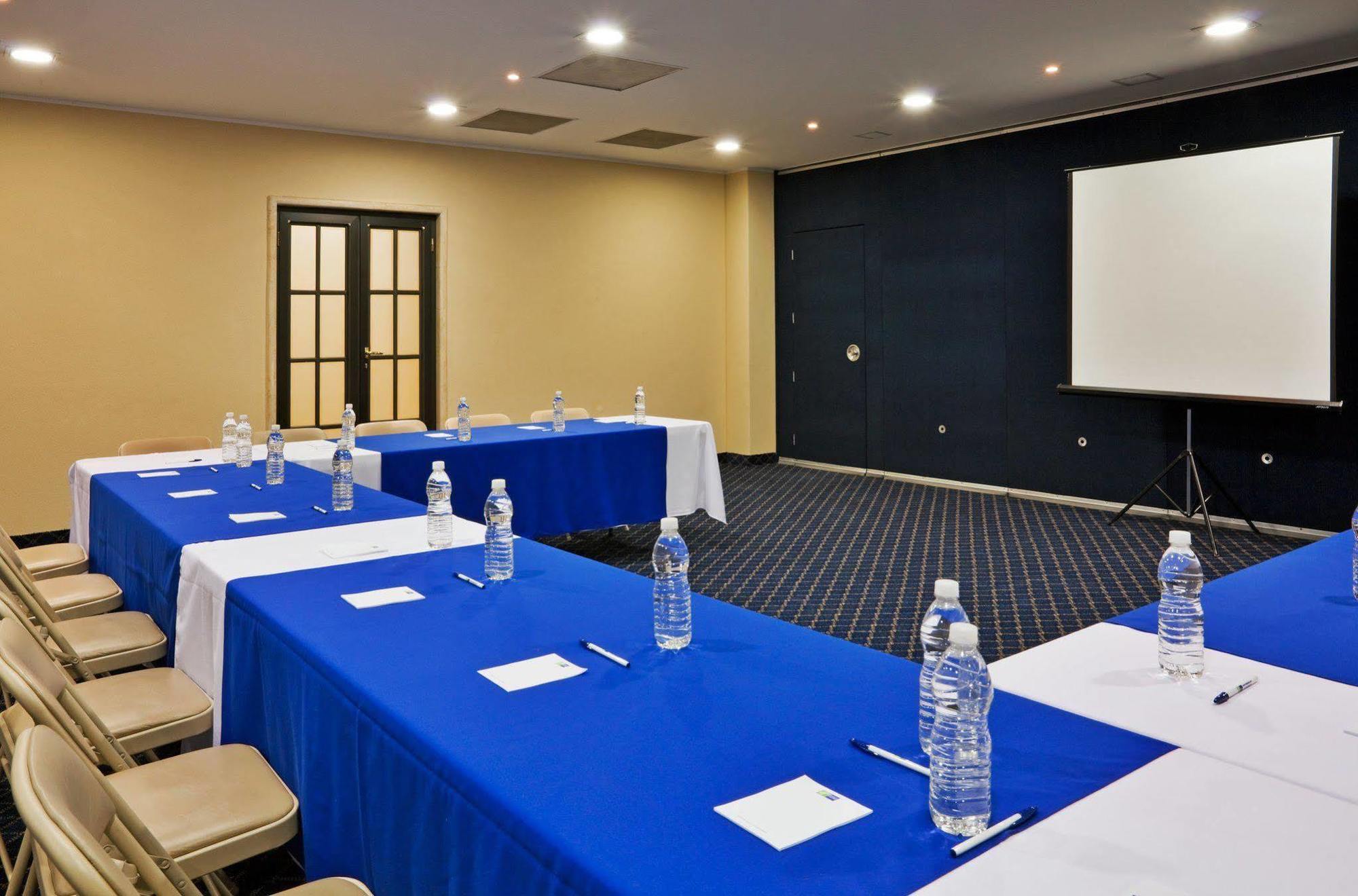 Holiday Inn Express Mexico Santa Fe By Ihg Eksteriør billede